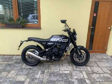 Brixton 500 X Crossfire
