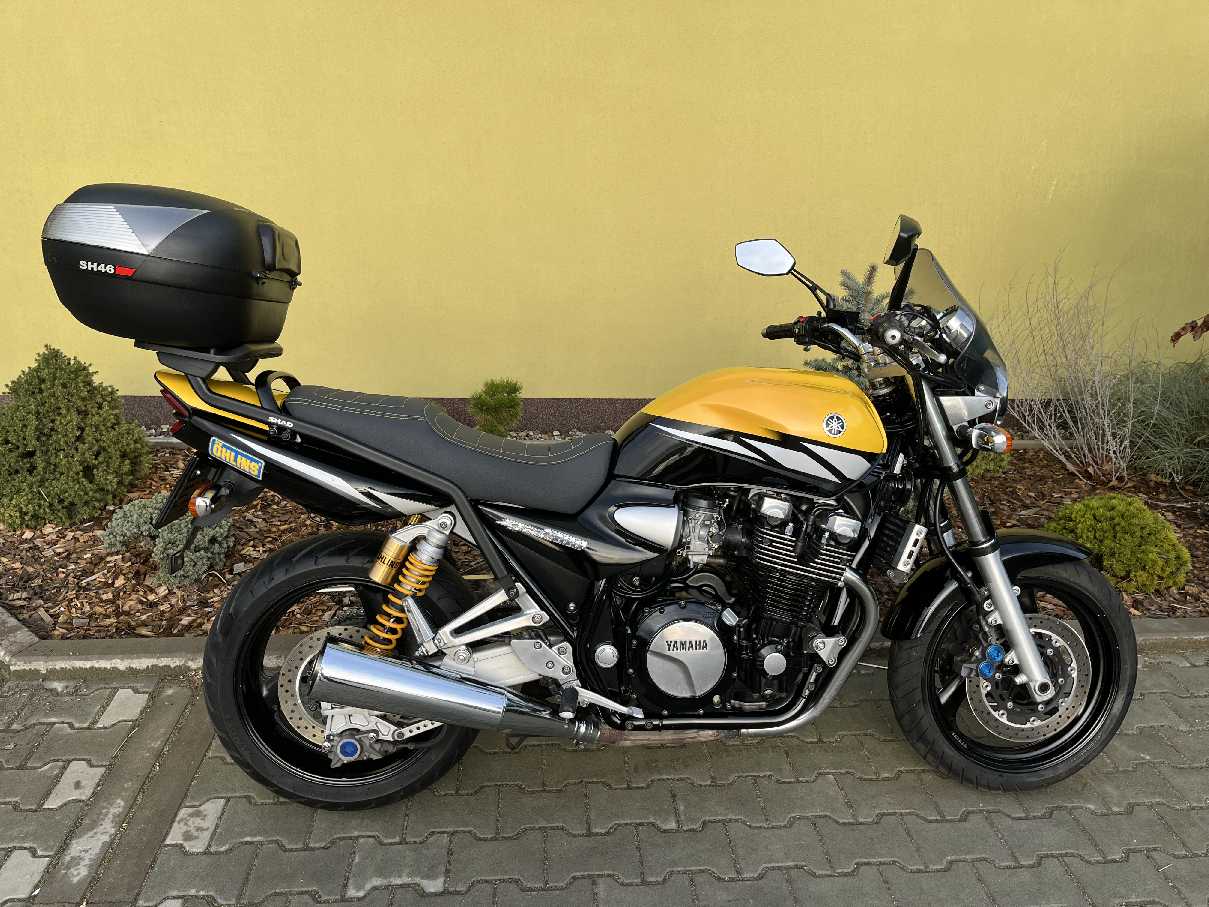 Yamaha XJR 1300