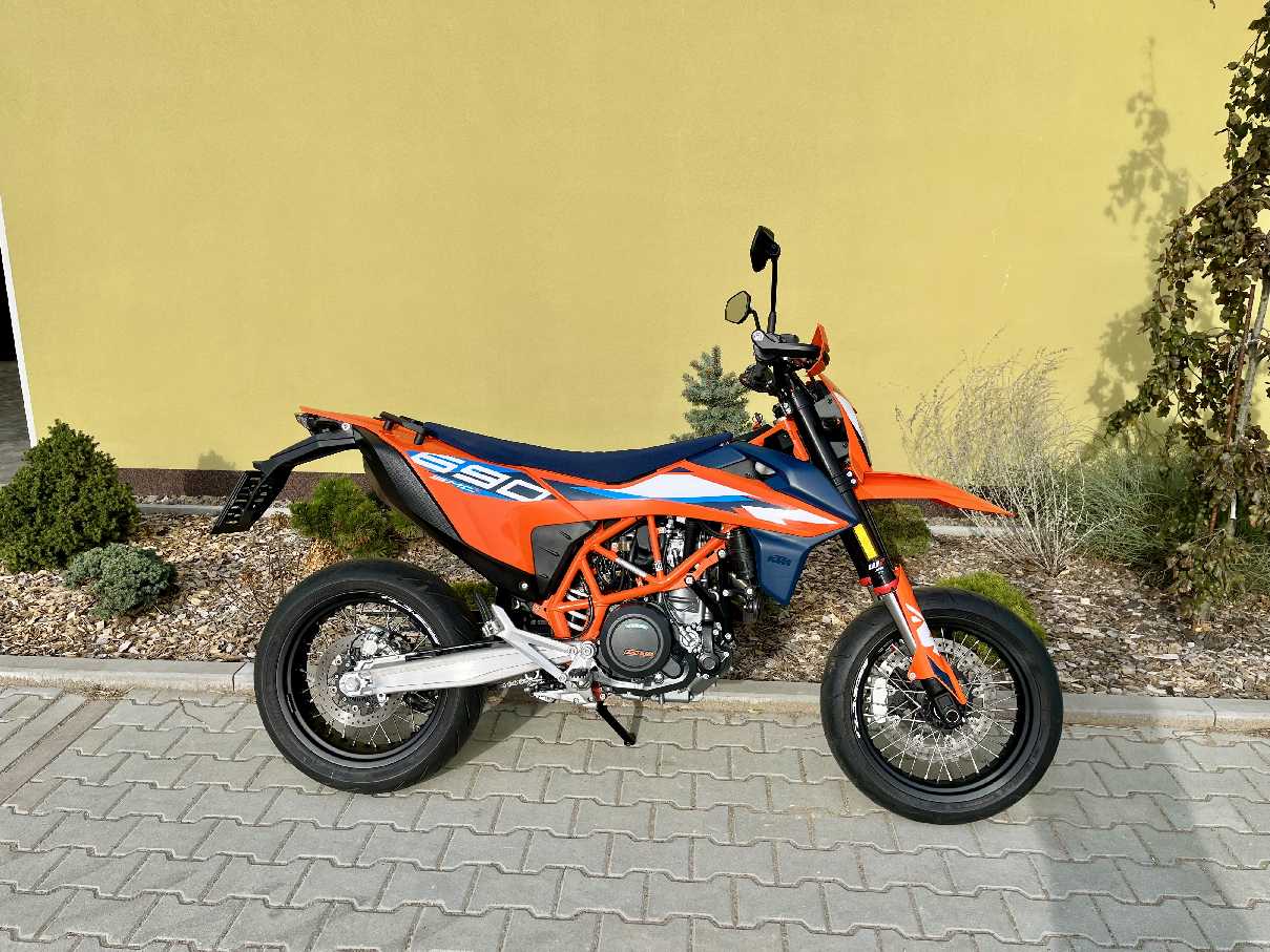 KTM 690 SM-R