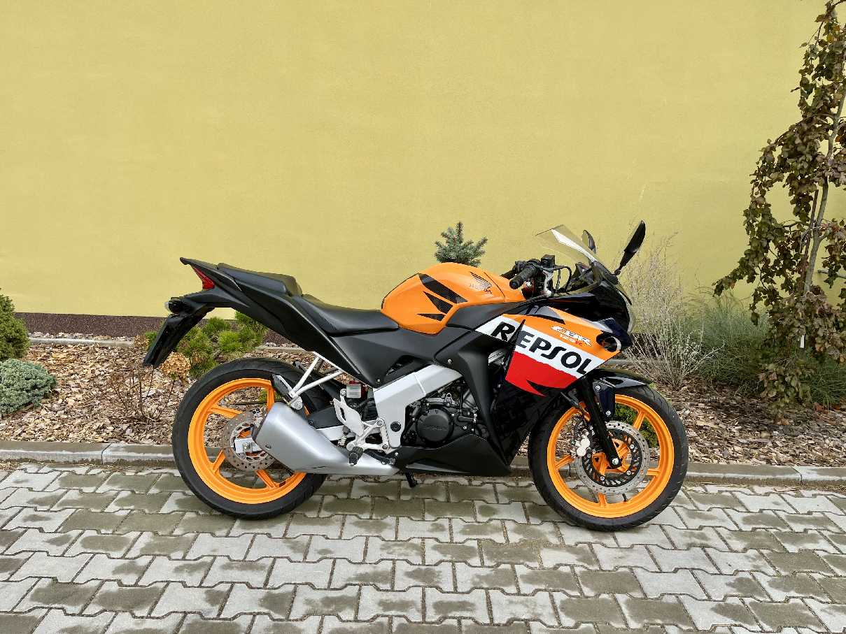 Honda CBR 125R
